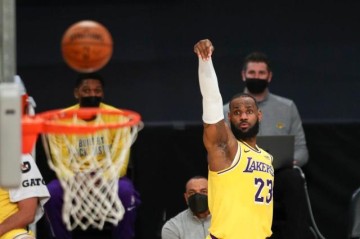 乐鱼vip-詹眉伤情、引援补强 湖人退无可退开启关键冲刺期